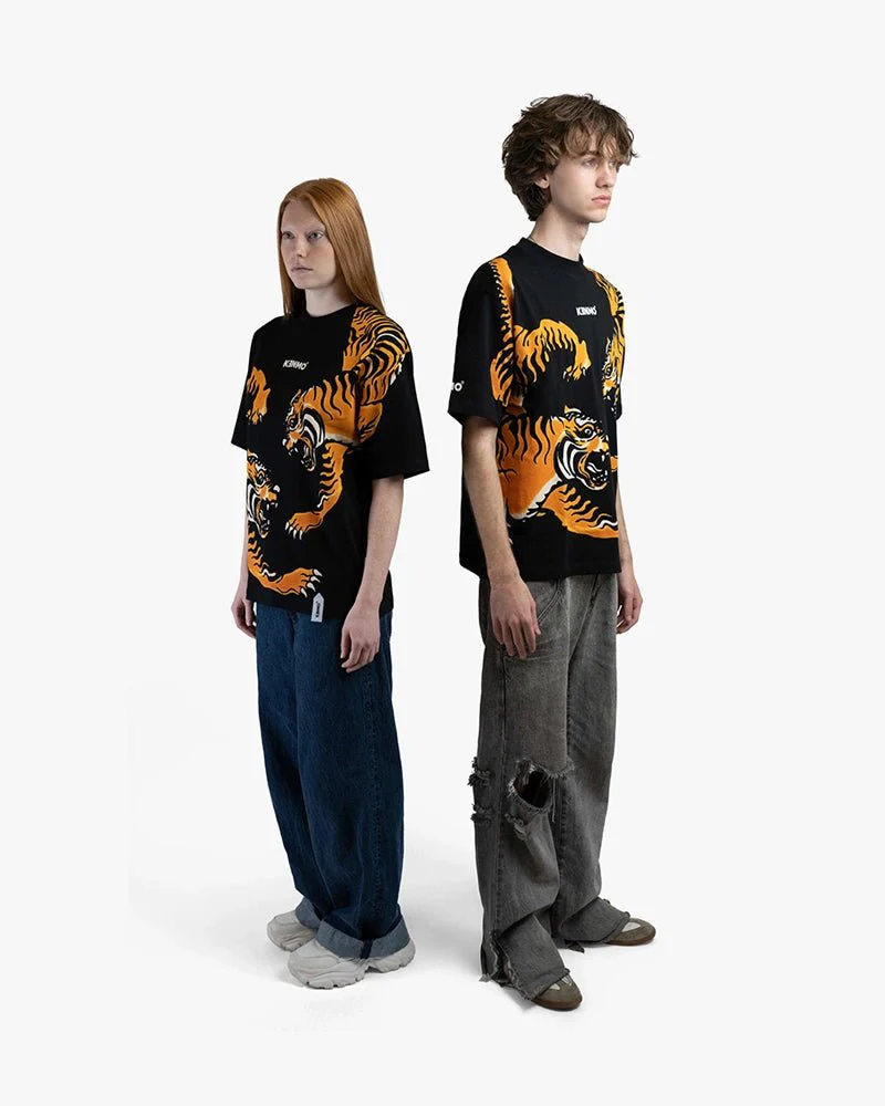 Black Oversize Tee | Logo With Bold Tiger Graphics - Image 4